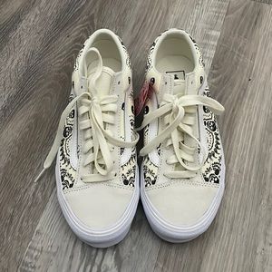 Brand new día de los muertos vans